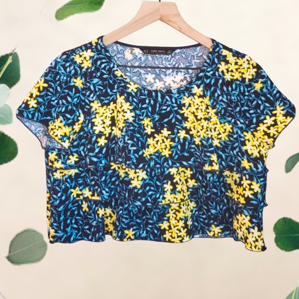 ❣️FIRM PRICE❣️ Zara EUC Cute Crop Top layers across the front!